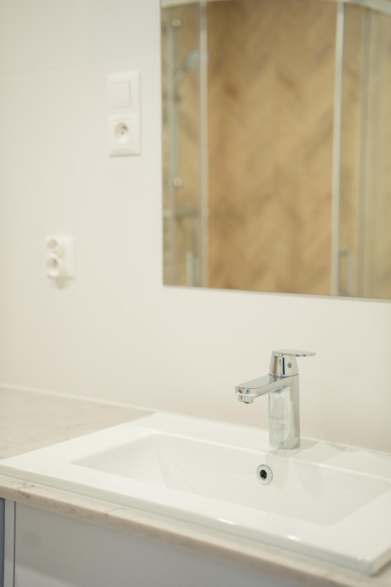 Apartament Bialy Jelenia Góra Kültér fotó